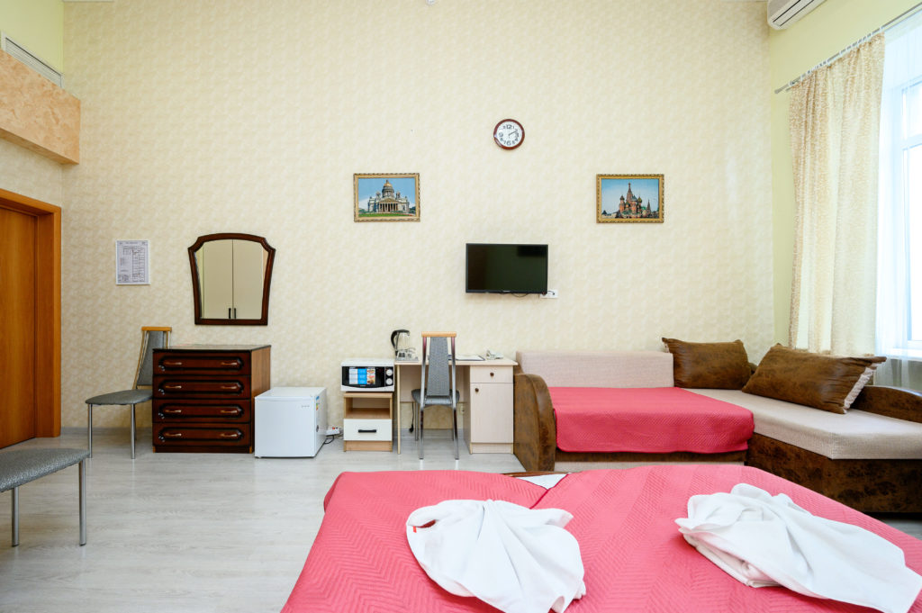 https://hotelnevskiy.ru/comfort_junior_suite